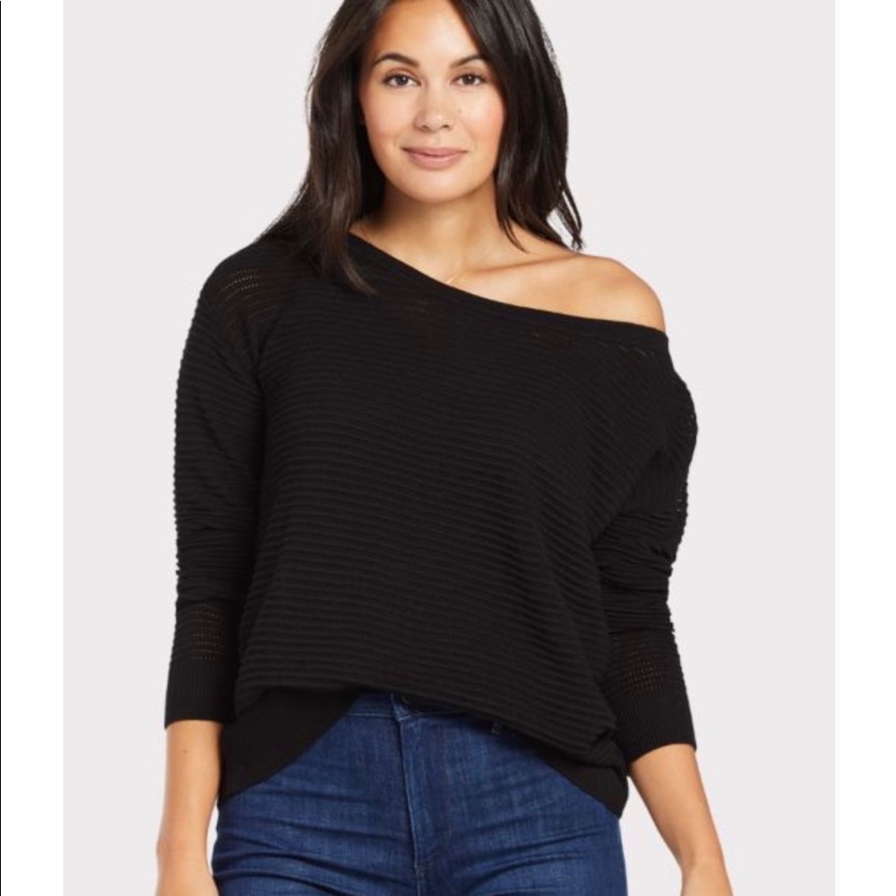 Evereve Peyton James Black Off-Shoulder Ribbed Sweater Medium
